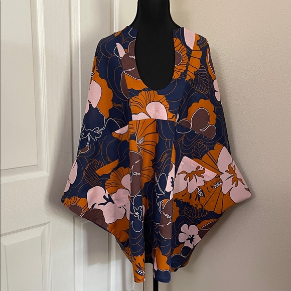 Manuhealii Dresses & Skirts - NWT Manuhealii Makapuʻu Dress Hibiscus Salted Caramel OS